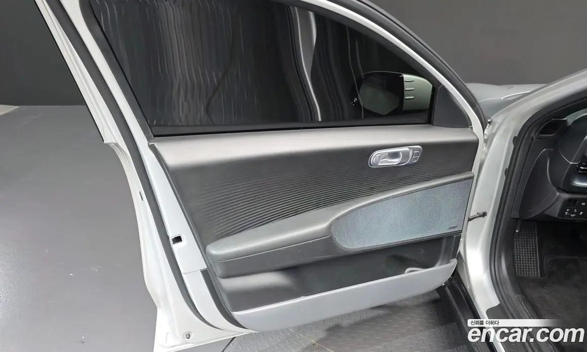 Hyundai Ioniq 6 2023 0.1 автомат (гидро), фото 14