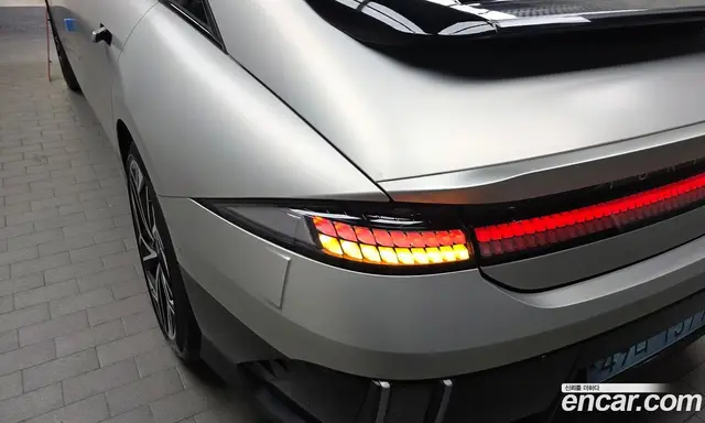 Hyundai Ioniq 6 2023 0.1 автомат (гидро), миниатюра 9