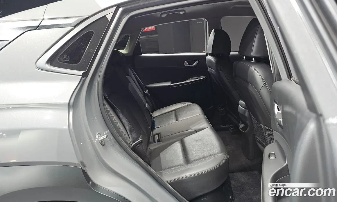 Hyundai Kona 2022 1.6 автомат (гидро), фото 17 Hyundai Kona 2022 1.6 автомат (гидро), фото 17