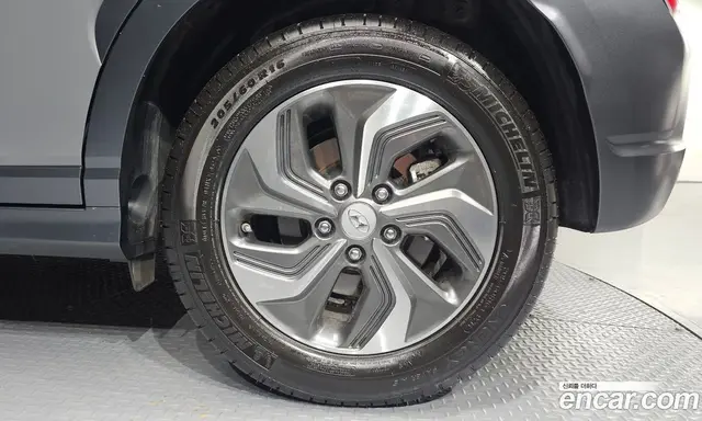 Hyundai Kona 2022 1.6 автомат (гидро), миниатюра 7 Hyundai Kona 2022 1.6 автомат (гидро), миниатюра 7