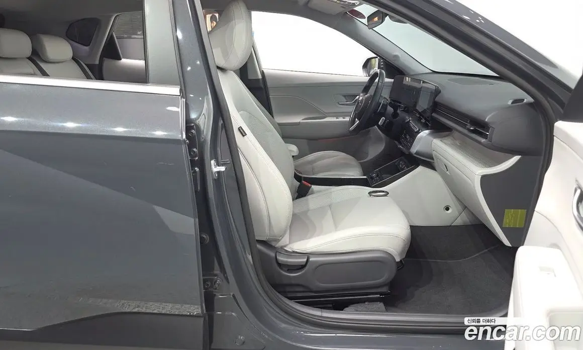 Hyundai Kona 2023 1.6 автомат (гидро), фото 16 Hyundai Kona 2023 1.6 автомат (гидро), фото 16