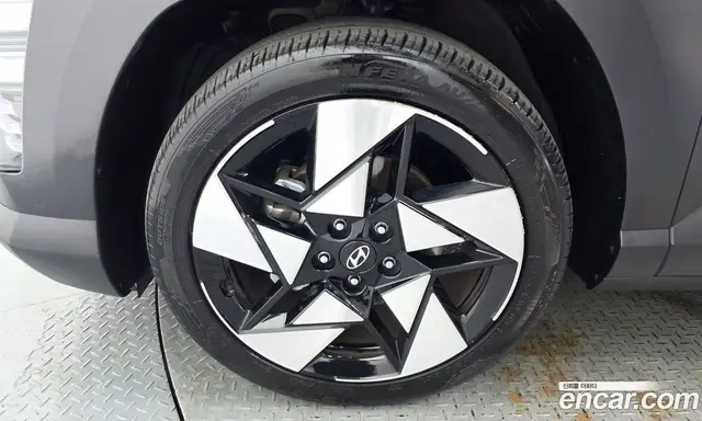 Hyundai Kona 2023 1.6 автомат (гидро), миниатюра 5 Hyundai Kona 2023 1.6 автомат (гидро), миниатюра 5