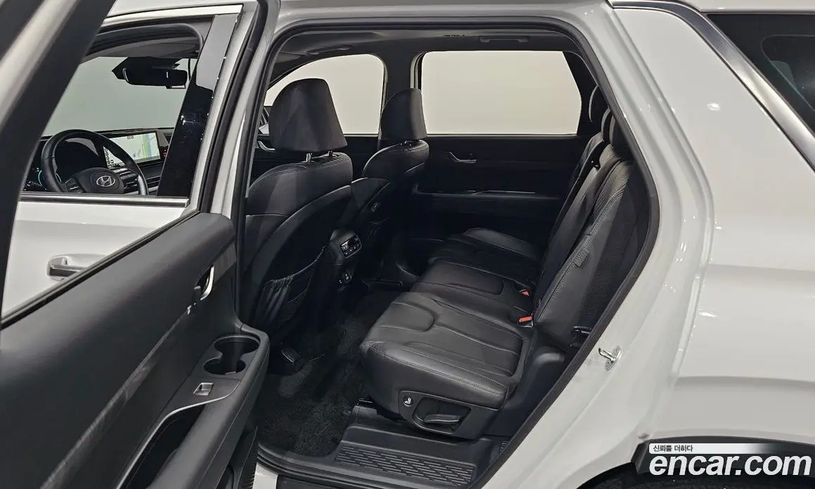Hyundai Palisade 2023 2.2 автомат (гидро), фото 17