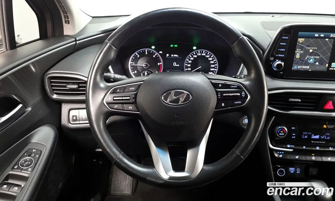 Hyundai Santa Fe 2018 2.0 автомат (гидро), фото 18 Hyundai Santa Fe 2018 2.0 автомат (гидро), фото 18