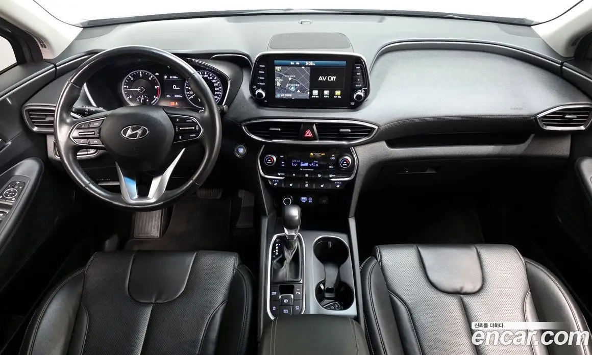 Hyundai Santa Fe 2018 2.0 автомат (гидро), фото 10 Hyundai Santa Fe 2018 2.0 автомат (гидро), фото 10