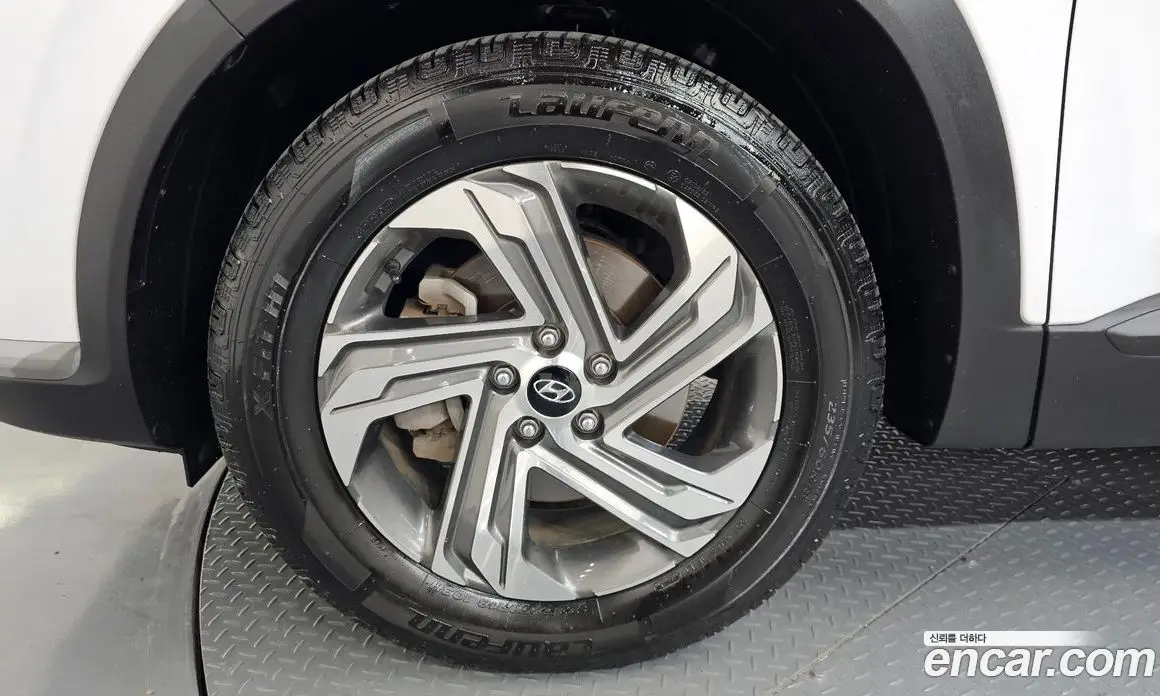 Hyundai Santa Fe 2021 2.2 автомат (гидро), фото 5 Hyundai Santa Fe 2021 2.2 автомат (гидро), фото 5