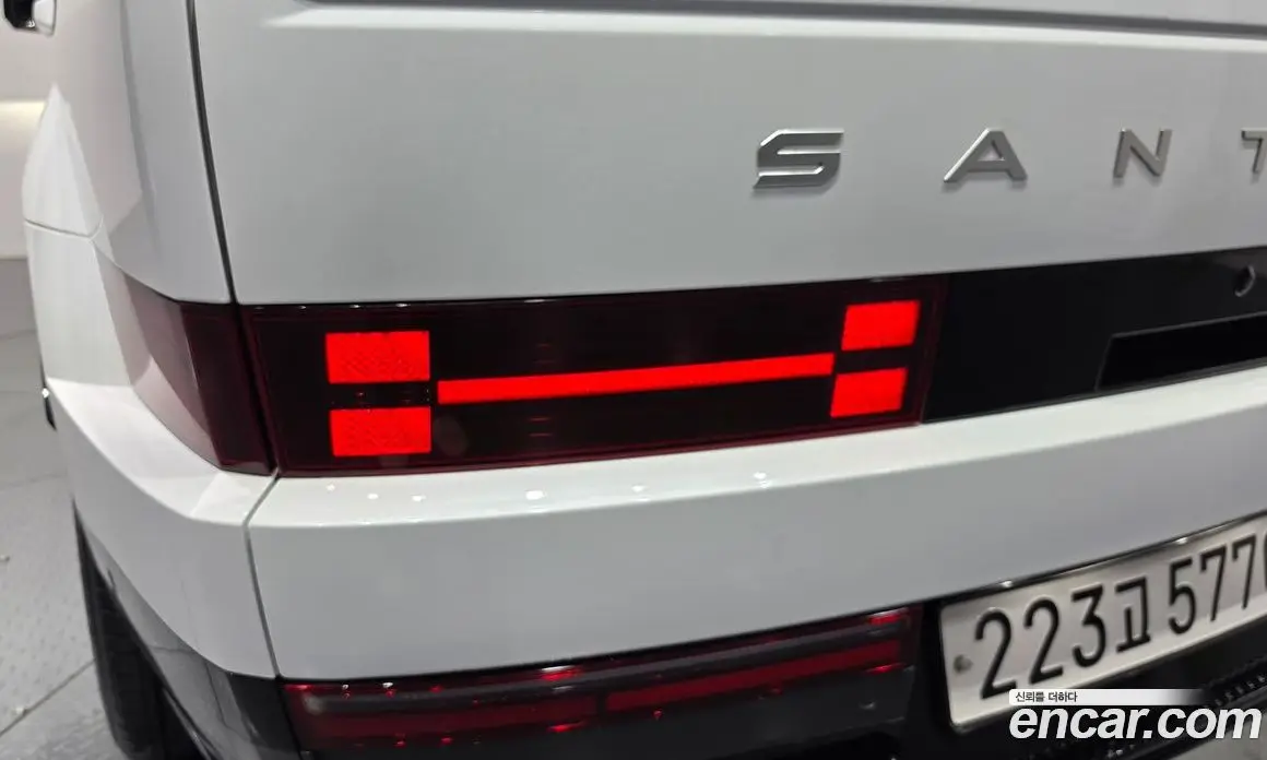 Hyundai Santa Fe 2024 1.6 автомат (гидро), фото 9