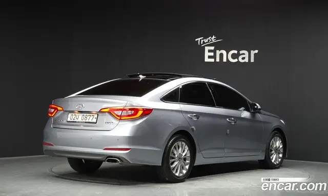 Hyundai Sonata 2016 2.0 автомат (гидро), миниатюра 2