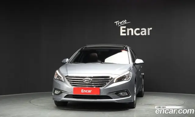 Hyundai Sonata 2016 2.0 автомат (гидро), миниатюра 3