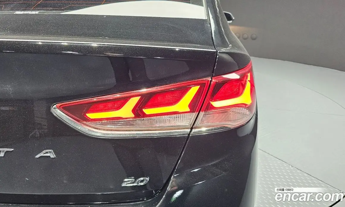 Hyundai Sonata 2018 2.0 автомат (гидро), фото 9 Hyundai Sonata 2018 2.0 автомат (гидро), фото 9