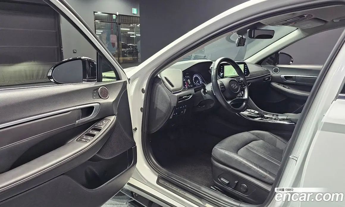Hyundai Sonata 2021 2.0 автомат (гидро), фото 13 Hyundai Sonata 2021 2.0 автомат (гидро), фото 13