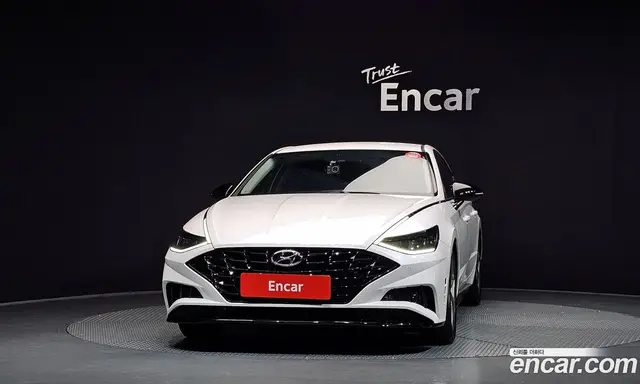 Hyundai Sonata 2021 2.0 автомат (гидро), миниатюра 3 Hyundai Sonata 2021 2.0 автомат (гидро), миниатюра 3