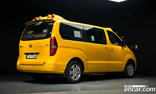 Hyundai Starex 2015 2.5 автомат (гидро), миниатюра 2
