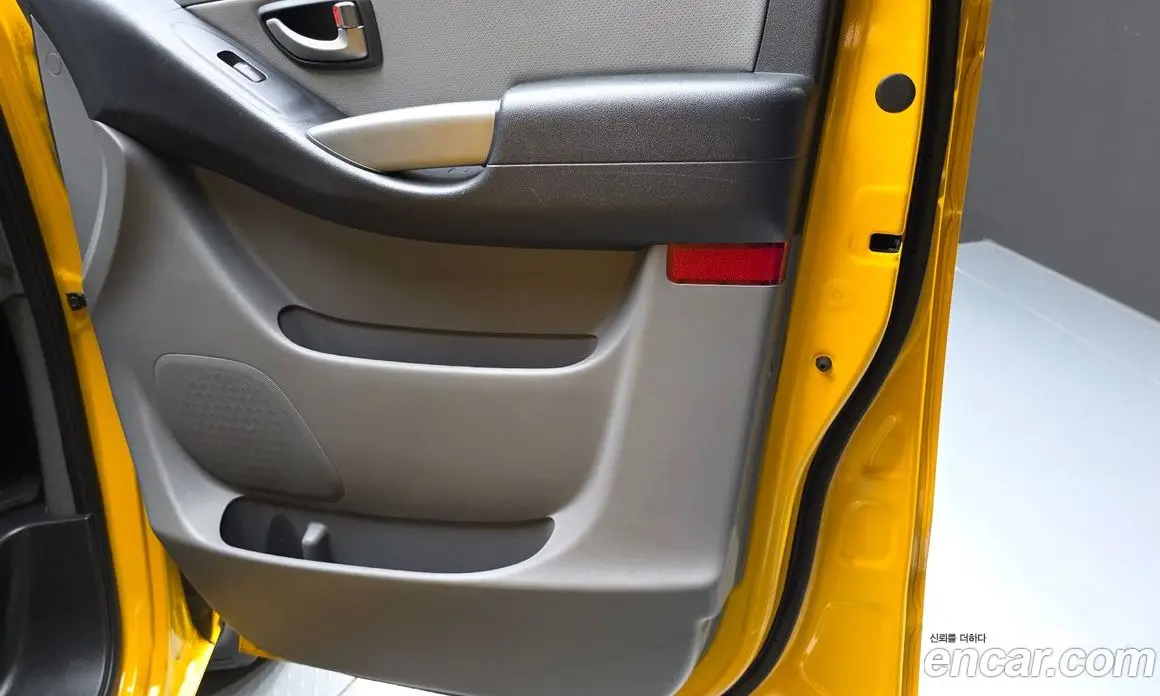 Hyundai Starex 2015 2.5 автомат (гидро), фото 14