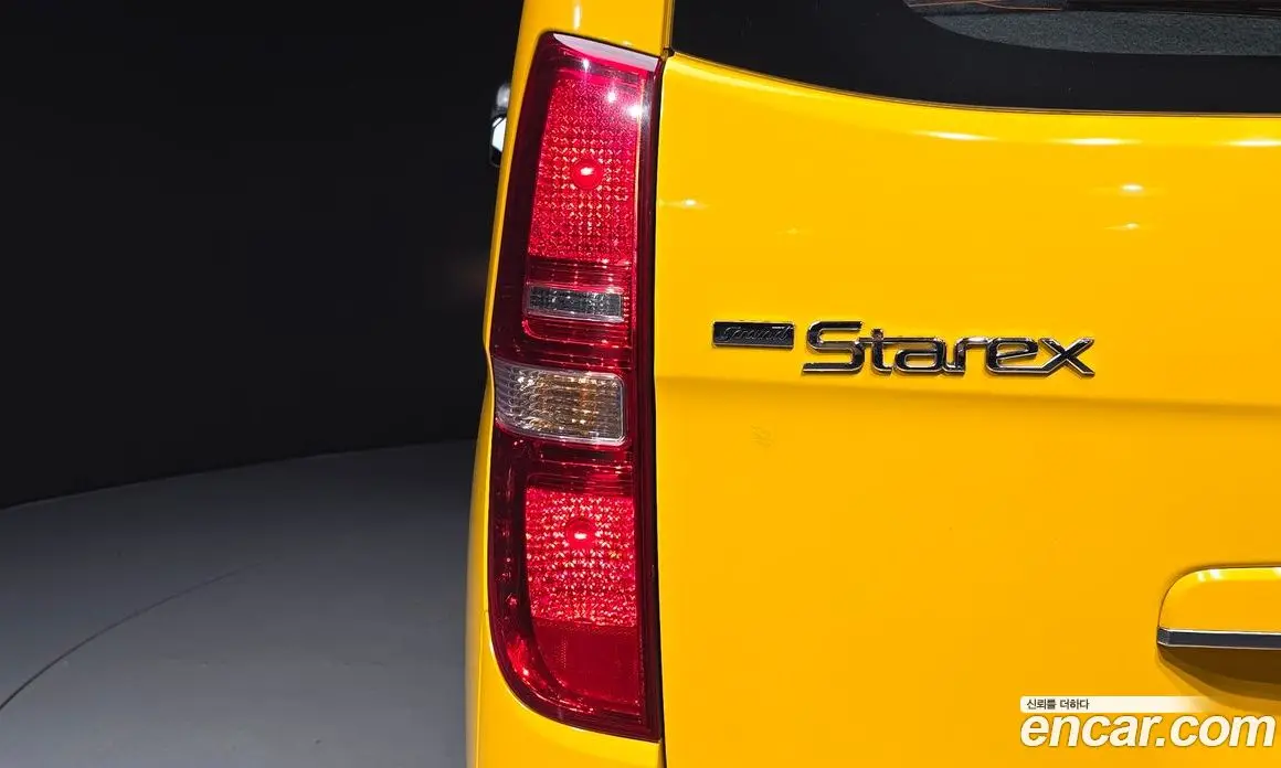 Hyundai Starex 2015 2.5 автомат (гидро), фото 9