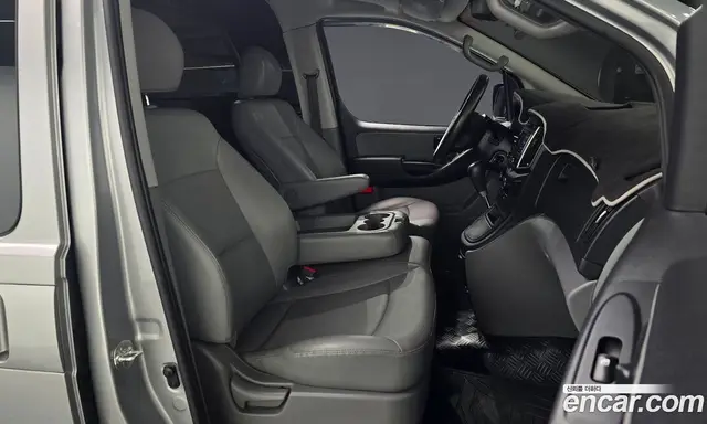 Hyundai Starex 2020 2.5 автомат (гидро), миниатюра 12