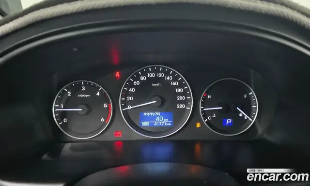 Hyundai Starex 2020 2.5 автомат (гидро), миниатюра 10