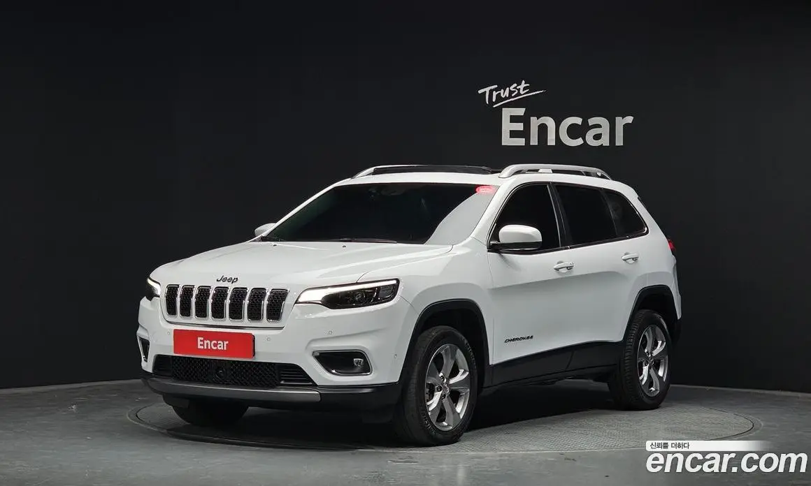 Jeep Cherokee 2021 2.4 автомат (гидро), фото 1 Jeep Cherokee 2021 2.4 автомат (гидро), фото 1