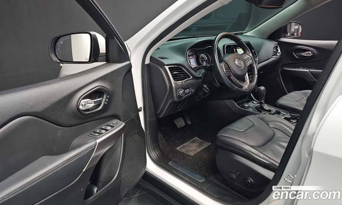 Jeep Cherokee 2021 2.4 автомат (гидро), фото 17 Jeep Cherokee 2021 2.4 автомат (гидро), фото 17