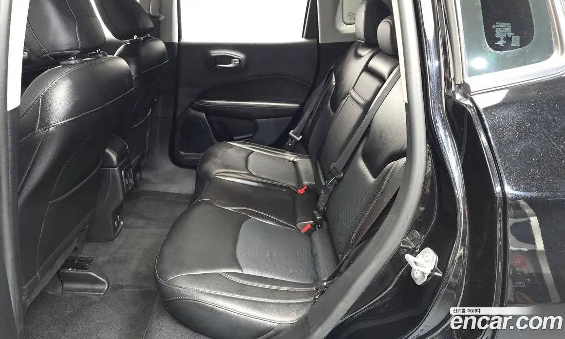 Jeep Compass 2018 2.4 автомат (гидро), фото 17 Jeep Compass 2018 2.4 автомат (гидро), фото 17