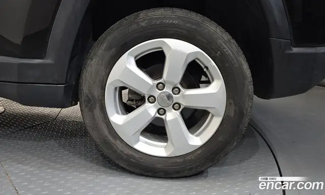 Jeep Compass 2018 2.4 автомат (гидро), миниатюра 7 Jeep Compass 2018 2.4 автомат (гидро), миниатюра 7