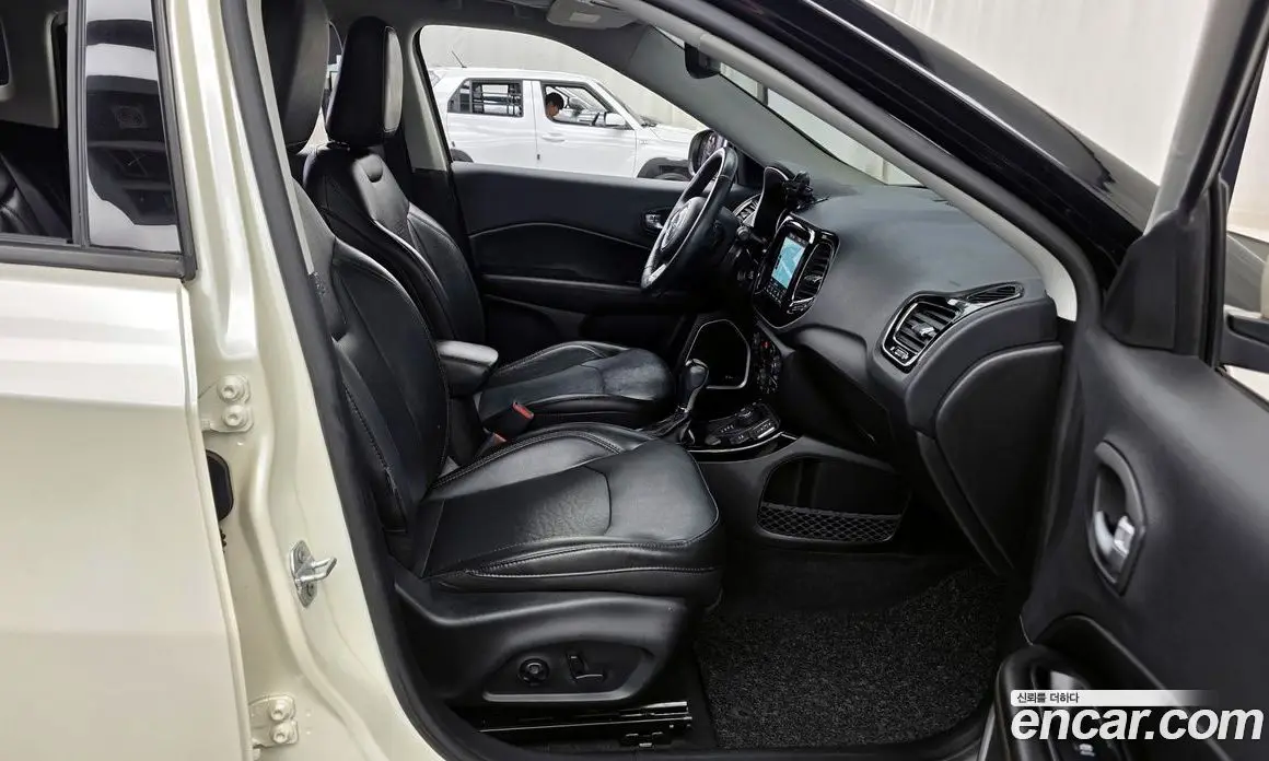 Jeep Compass 2019 2.4 автомат (гидро), фото 17