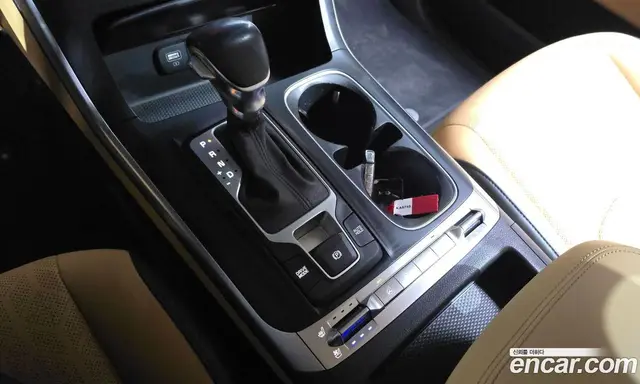 Kia Carnival 2022 2.2 автомат (гидро), миниатюра 12