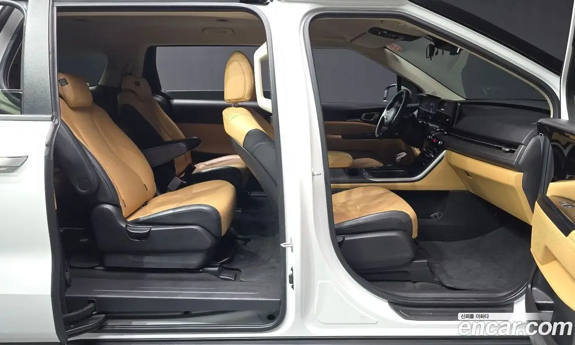 Kia Carnival 2022 2.2 автомат (гидро), фото 17