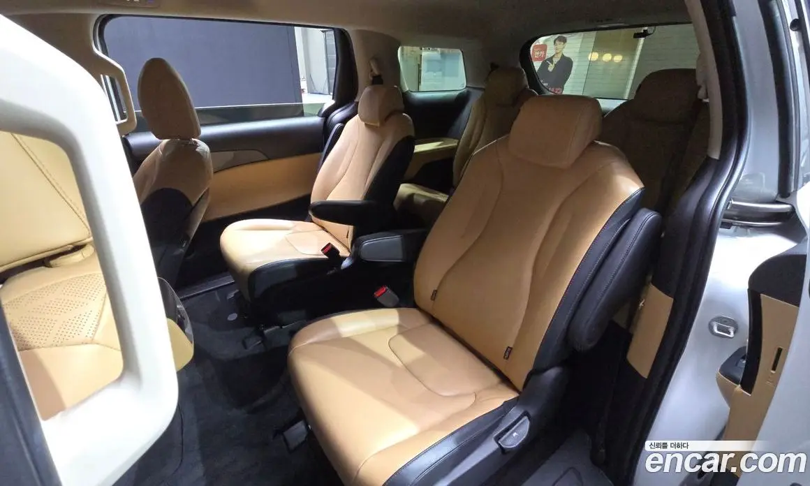 Kia Carnival 2022 2.2 автомат (гидро), фото 18