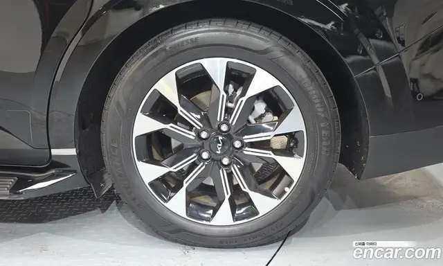 Kia Carnival 2023 3.5 автомат (гидро), миниатюра 7