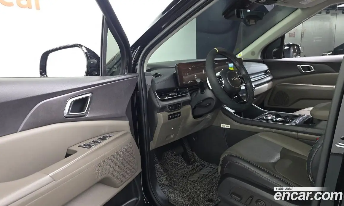 Kia Carnival 2024 2.2 автомат (гидро), фото 13