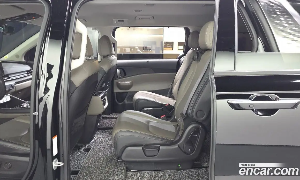 Kia Carnival 2024 2.2 автомат (гидро), фото 16