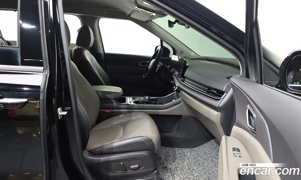 Kia Carnival 2024 2.2 автомат (гидро), фото 17