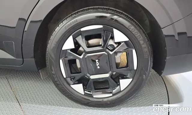 Kia Carnival 2024 2.2 автомат (гидро), миниатюра 7