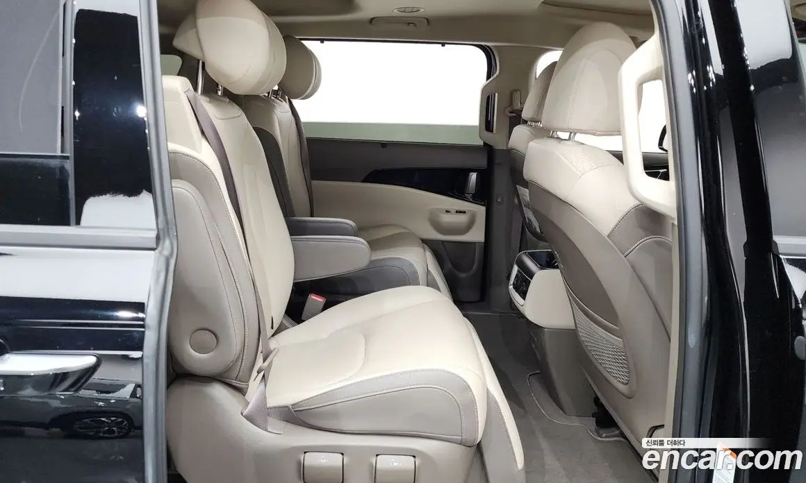 Kia Carnival 2024 3.5 автомат (гидро), фото 17 Kia Carnival 2024 3.5 автомат (гидро), фото 17