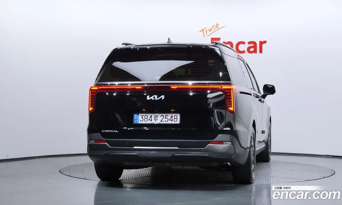 Kia Carnival 2024 3.5 автомат (гидро), фото 4 Kia Carnival 2024 3.5 автомат (гидро), фото 4