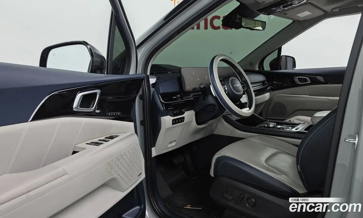 Kia Carnival 2024 1.6 автомат (гидро), фото 15
