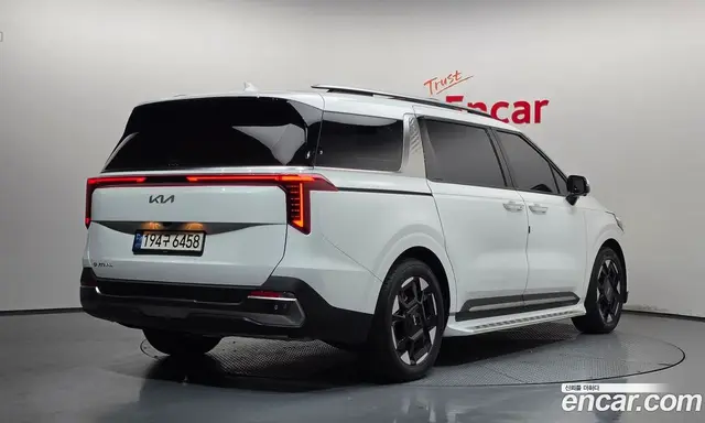 Kia Carnival 2024 2.2 автомат (гидро), миниатюра 2 Kia Carnival 2024 2.2 автомат (гидро), миниатюра 2