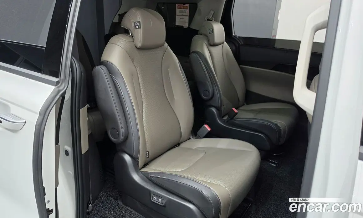 Kia Carnival 2024 2.2 автомат (гидро), фото 12 Kia Carnival 2024 2.2 автомат (гидро), фото 12