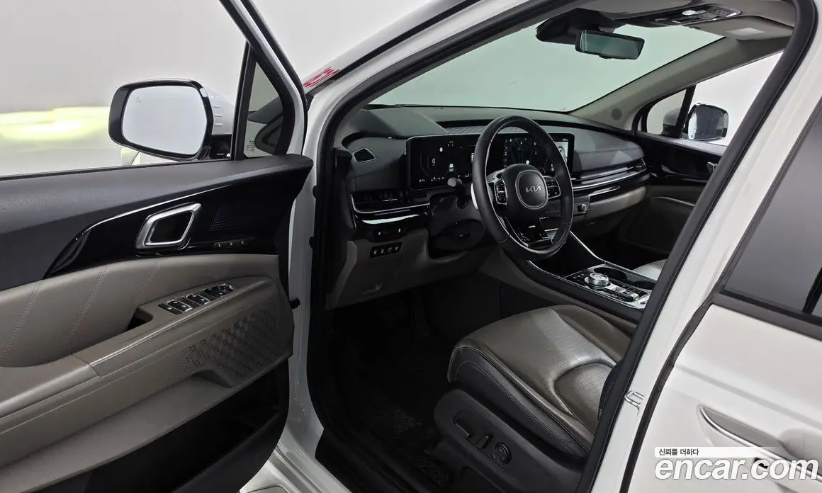 Kia Carnival 2024 2.2 автомат (гидро), фото 10 Kia Carnival 2024 2.2 автомат (гидро), фото 10