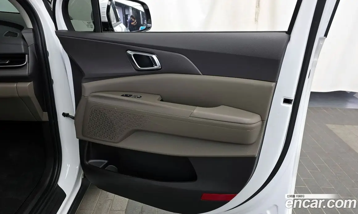 Kia Carnival 2025 2.2 автомат (гидро), фото 15