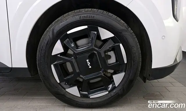 Kia Carnival 2025 2.2 автомат (гидро), миниатюра 7