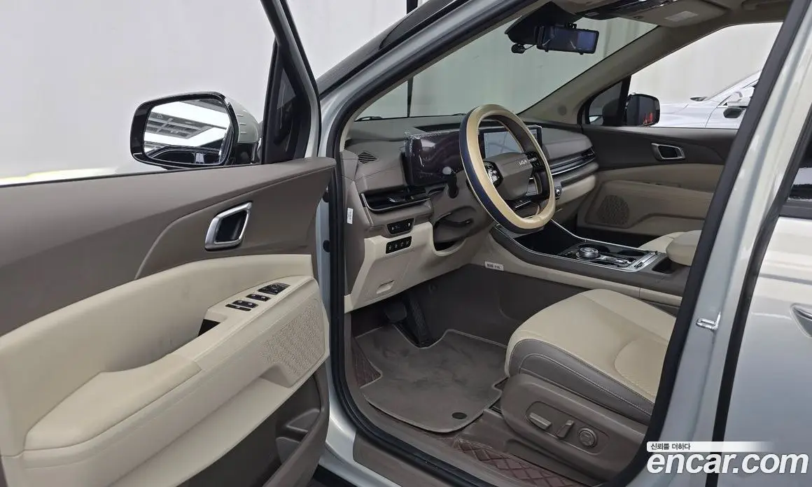Kia Carnival 2025 1.6 автомат (гидро), фото 13