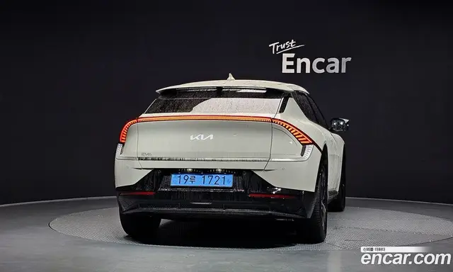 Kia EV6 2022 0.1 автомат (гидро), миниатюра 4 Kia EV6 2022 0.1 автомат (гидро), миниатюра 4