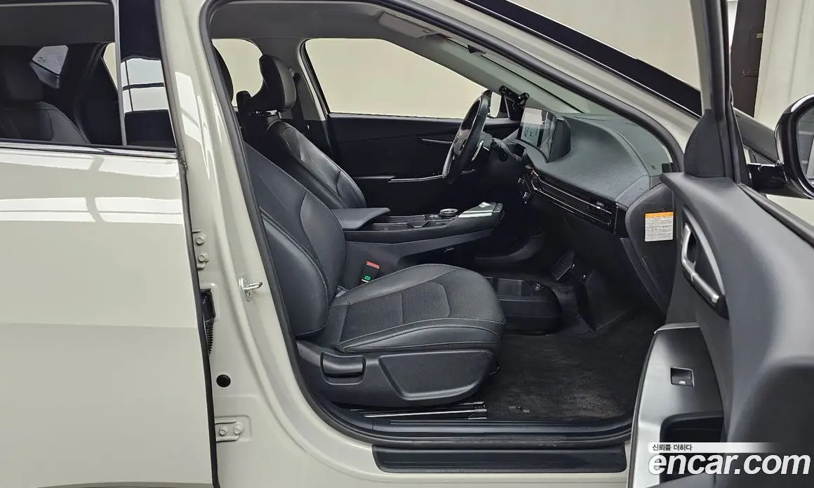 Kia EV6 2023 0.1 автомат (гидро), фото 16