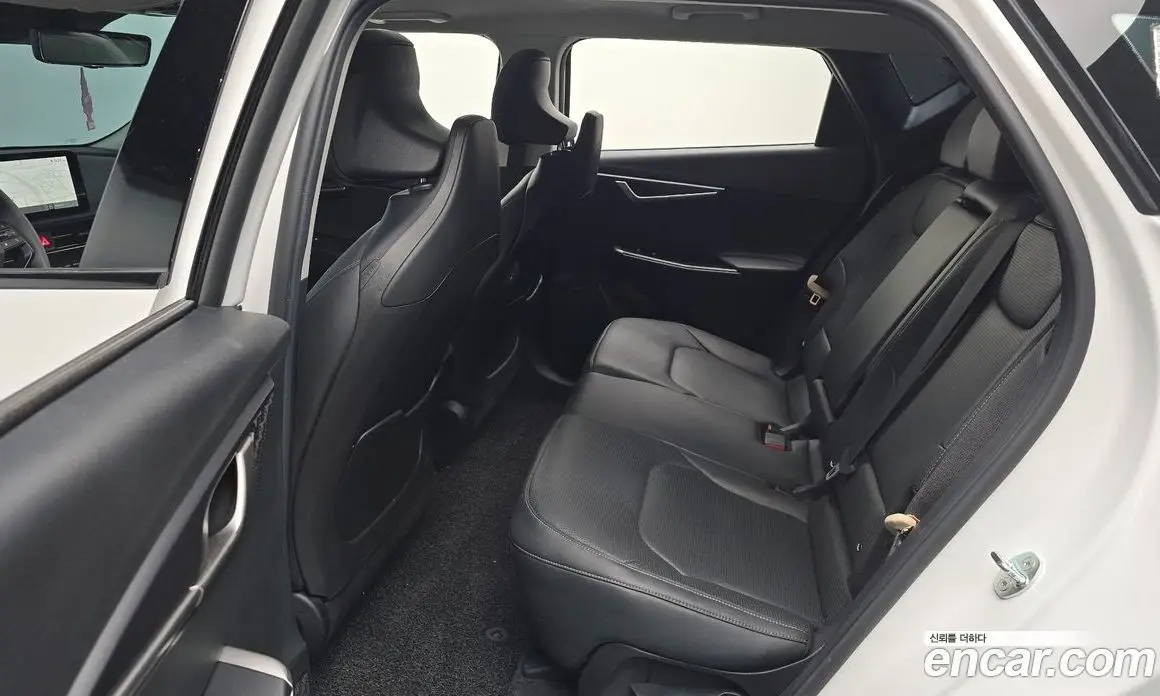 Kia EV6 2024 0.1 автомат (гидро), фото 17 Kia EV6 2024 0.1 автомат (гидро), фото 17