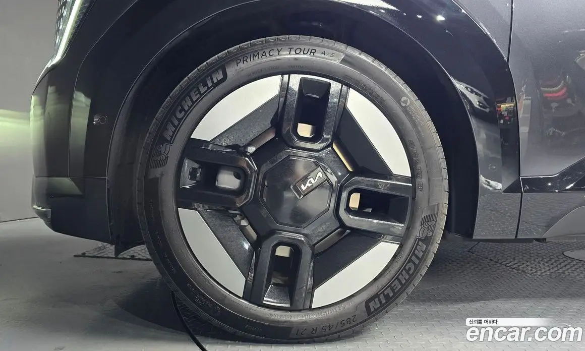 Kia EV9 2023 0.2 автомат (гидро), фото 4