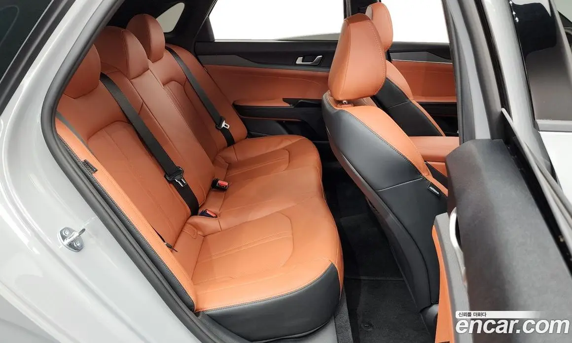 Kia K5 (Optima) 2025 1.6 автомат (гидро), фото 17