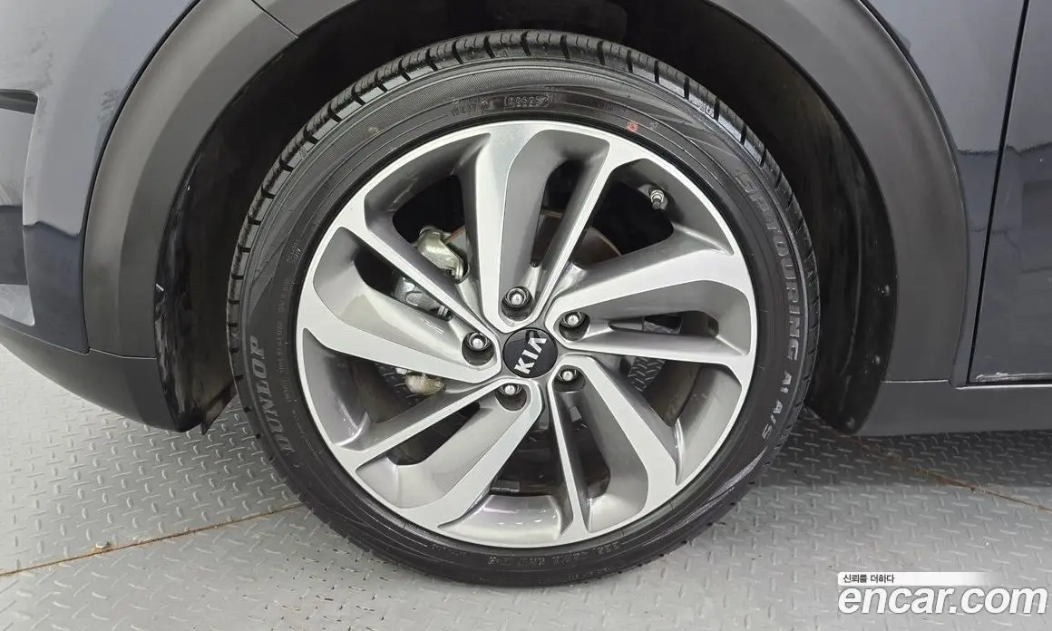 Kia Niro 2016 1.6 автомат (гидро), фото 5 Kia Niro 2016 1.6 автомат (гидро), фото 5