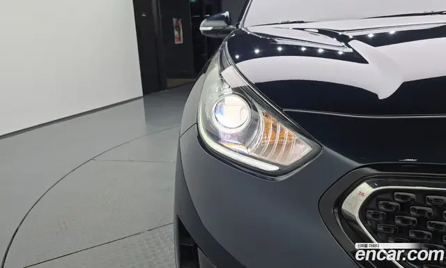 Kia Niro 2016 1.6 автомат (гидро), миниатюра 8 Kia Niro 2016 1.6 автомат (гидро), миниатюра 8